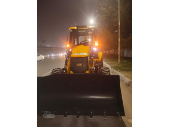 Kotrórakodó JCB 3DX