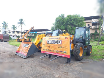 Teleszkópos rakodó JCB