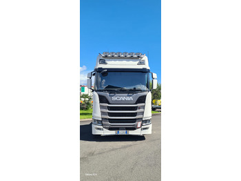Nyergesvontató SCANIA R 500