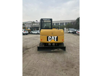 Lánctalpas kotró CAT 306D: 3 kép.