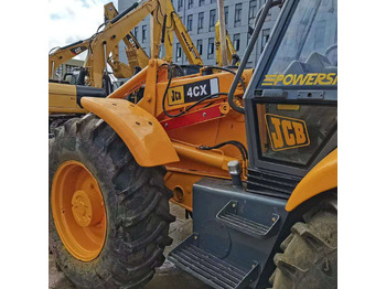 Kotrórakodó JCB 4CX: 5 kép. Kotrórakodó JCB 4CX: 5 kép.