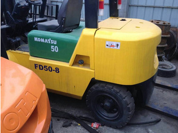 Tolóoszlopos targoncá KOMATSU