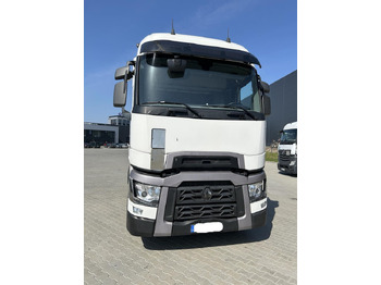 Nyergesvontató RENAULT T 520