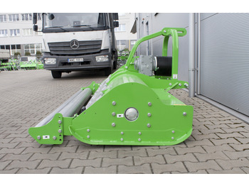 Új Szárzúzó BOMET Schlegelmäher / Flail mower / Faucheuse à fléaux / Kosiarka bijakowa 2,8 m: 5 kép. Új Szárzúzó BOMET Schlegelmäher / Flail mower / Faucheuse à fléaux / Kosiarka bijakowa 2,8 m: 5 kép.