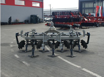 Új Kultivátor ROLEX Flügelschargrubber / Stubble cultivator / Dechaumeur à dents / Стерневой культиватор / Agregat podorywkowy 3 m: 3 kép. Új Kultivátor ROLEX Flügelschargrubber / Stubble cultivator / Dechaumeur à dents / Стерневой культиватор / Agregat podorywkowy 3 m: 3 kép.