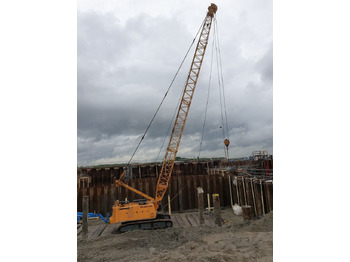 Lánctalpas daru Liebherr HS 885 HD: 4 kép.