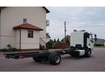 Alvaz teherautó DAF LF 230 EURO 6 12 TON RAMA DO ZABUDOWY: 4 kép.