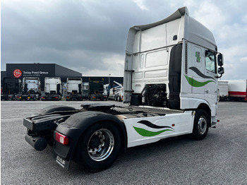 Nyergesvontató DAF XF 440 SSC, Full spoilers: 3 kép.