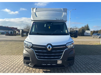 Ponyvás kisteherautó Renault Master: 3 kép.