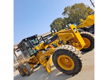 Gréder CATERPILLAR 140H