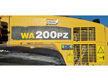 Gumikerekes homlokrakodó Komatsu WA 200 technisch ok. technische Wartung beim Komatsu Service: 5 kép. Gumikerekes homlokrakodó Komatsu WA 200 technisch ok. technische Wartung beim Komatsu Service: 5 kép.