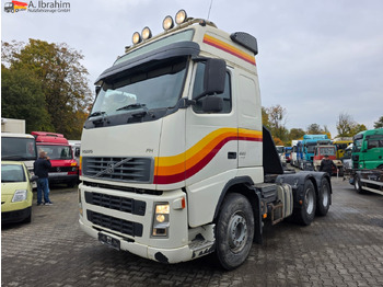 Nyergesvontató VOLVO FH 520