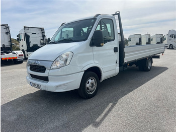 Platós kisteherautó IVECO Daily 35C17