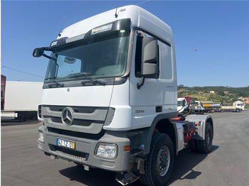 Nyergesvontató MERCEDES-BENZ Actros 2044