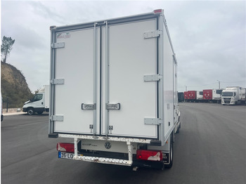 Dobozos kisteherautó, Duplakabinos kisteherautó VOLKSWAGEN CRAFTER: 5 kép. Dobozos kisteherautó, Duplakabinos kisteherautó VOLKSWAGEN CRAFTER: 5 kép.