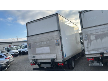 Dobozos kisteherautó IVECO DAILY 35C16: 2 kép. Dobozos kisteherautó IVECO DAILY 35C16: 2 kép.