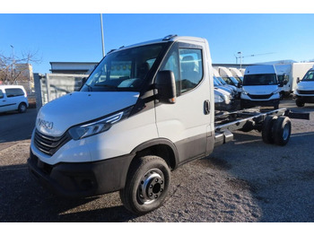 Kisteherautó IVECO Daily
