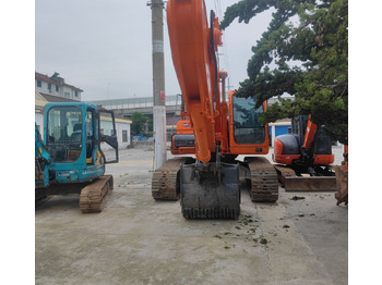 Lánctalpas kotró Doosan DX225LC-7: 4 kép.