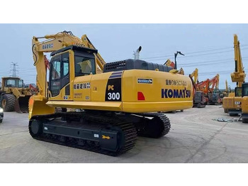 Lánctalpas kotró Komatsu PC300: 3 kép.