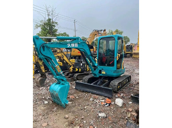 Minikotró Kubota KX135: 5 kép.