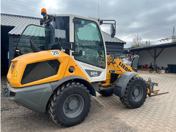Gumikerekes homlokrakodó LIEBHERR L 504