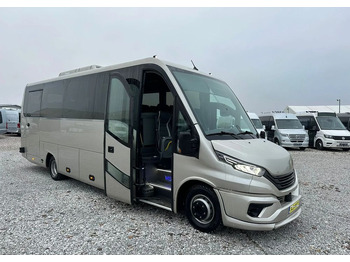 Minibusz IVECO Daily