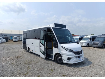 Minibusz IVECO Daily