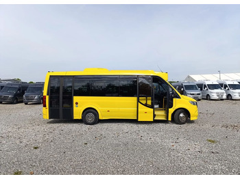 Új Minibusz, Elektromos busz Mercedes-Benz eSprinter: 3 kép.