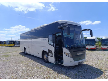 Távolsági busz SCANIA Higer
