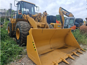 Gumikerekes homlokrakodó CATERPILLAR 966H