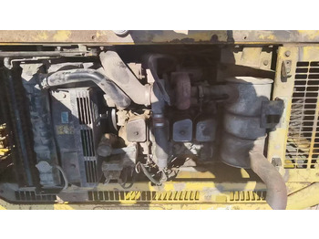 Lánctalpas kotró KOMATSU PC120-6: 4 kép. Lánctalpas kotró KOMATSU PC120-6: 4 kép.