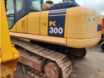 Lánctalpas kotró KOMATSU PC300-7: 2 kép.