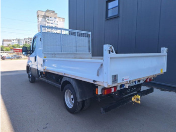 Billenőplatós kisteherautó IVECO Daily 35C16 tipper: 5 kép.