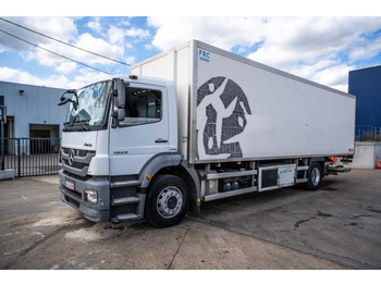 Hűtős teherautó MERCEDES-BENZ Axor 1829