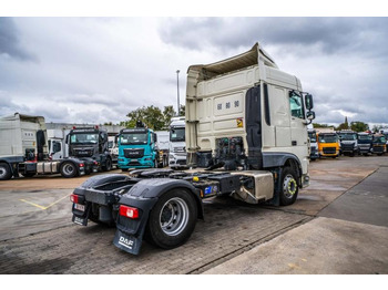 Nyergesvontató DAF XF 480 FT (50T.): 4 kép. Nyergesvontató DAF XF 480 FT (50T.): 4 kép.