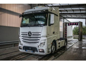 Nyergesvontató MERCEDES-BENZ Actros 1845