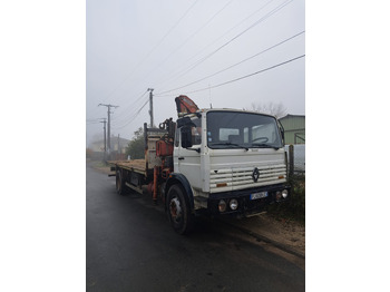 Platós teherautó RENAULT