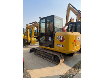 Minikotró CATERPILLAR 306E2