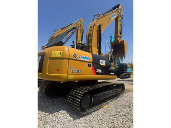 Lánctalpas kotró CATERPILLAR 320D2
