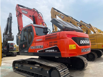 Lánctalpas kotró DOOSAN DX225LCA