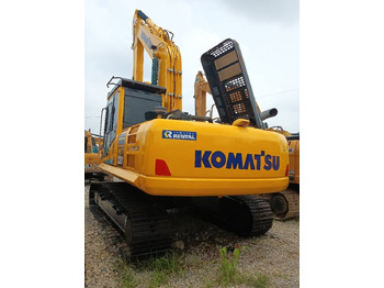 Új Lánctalpas kotró Komatsu PC 220-8: 3 kép. Új Lánctalpas kotró Komatsu PC 220-8: 3 kép.