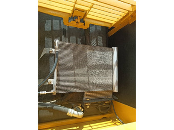 Új Lánctalpas kotró Komatsu PC 240: 5 kép. Új Lánctalpas kotró Komatsu PC 240: 5 kép.