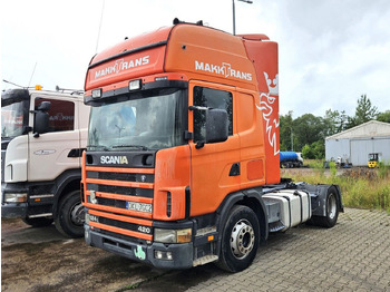 Nyergesvontató SCANIA 124