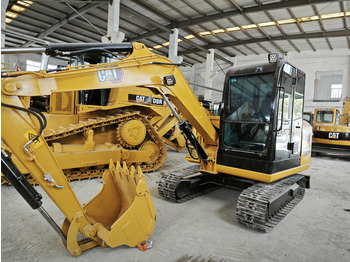 Minikotró CATERPILLAR 307E: 5 kép. Minikotró CATERPILLAR 307E: 5 kép.