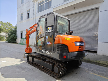 Minikotró DOOSAN DH60