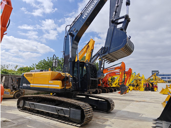 Lánctalpas kotró Hyundai 300LC-9S 300: 3 kép. Lánctalpas kotró Hyundai 300LC-9S 300: 3 kép.