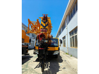XCMG QY80K used xcmg truck crane lízing XCMG QY80K used xcmg truck crane: 2 kép. XCMG QY80K used xcmg truck crane lízing XCMG QY80K used xcmg truck crane: 2 kép.
