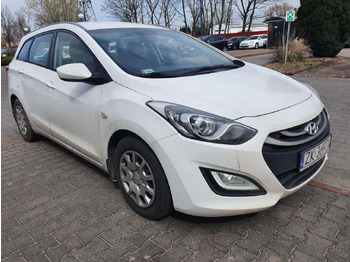 Autó HYUNDAI