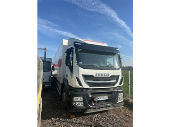 Dobozos felépítményű teherautó IVECO Stralis