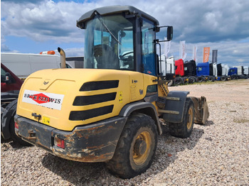 Gumikerekes homlokrakodó Ładowarka kołowa – YANMAR V80 – 2017 – 8841.9 mtg: 3 kép.